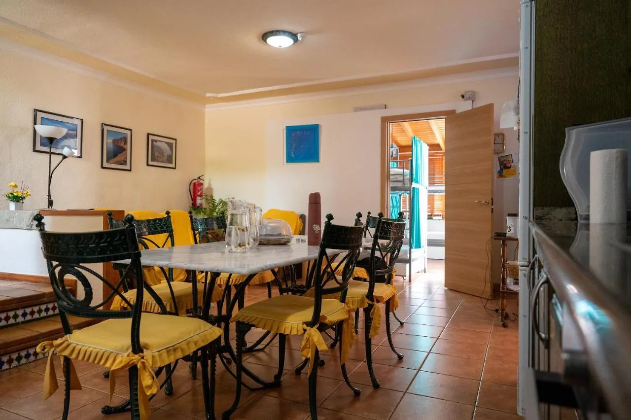Arena Nest Hostel Puerto de Santiago  España